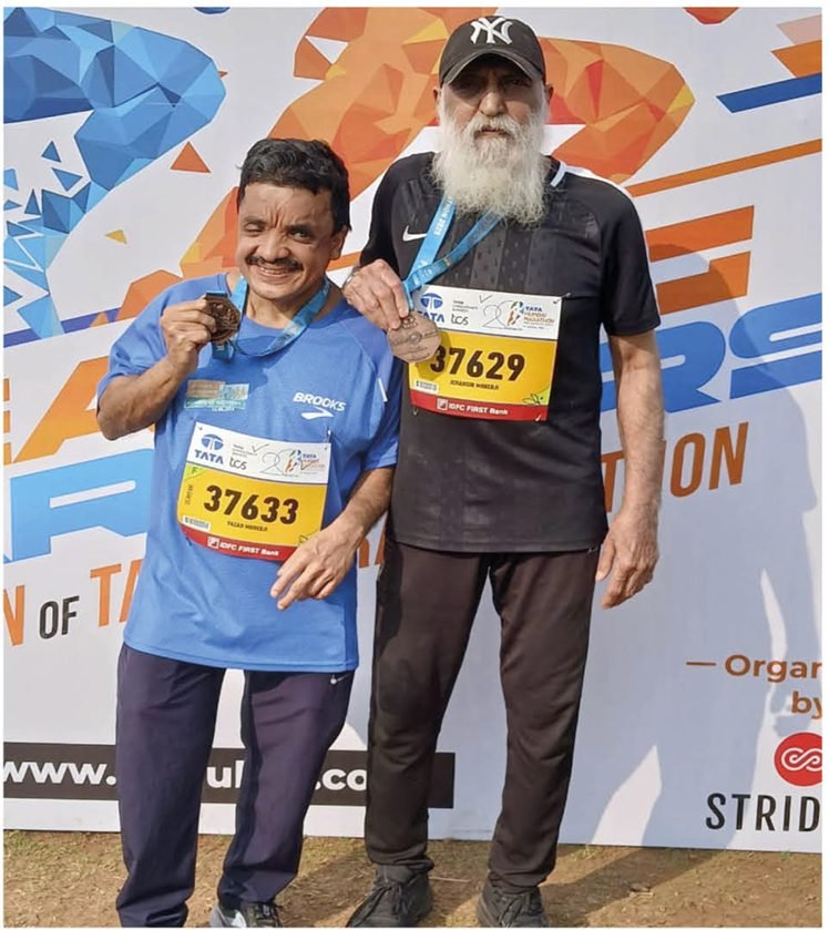 Father-Son Duo Inspires All at the 20th Mumbai Marathon