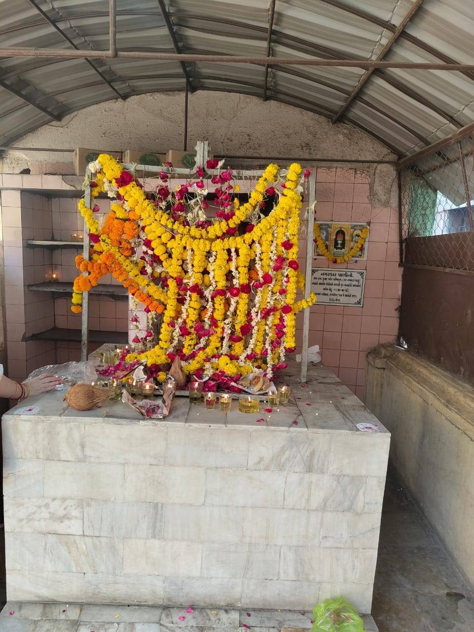 Parsi Dharamshala Ahmedabad Well