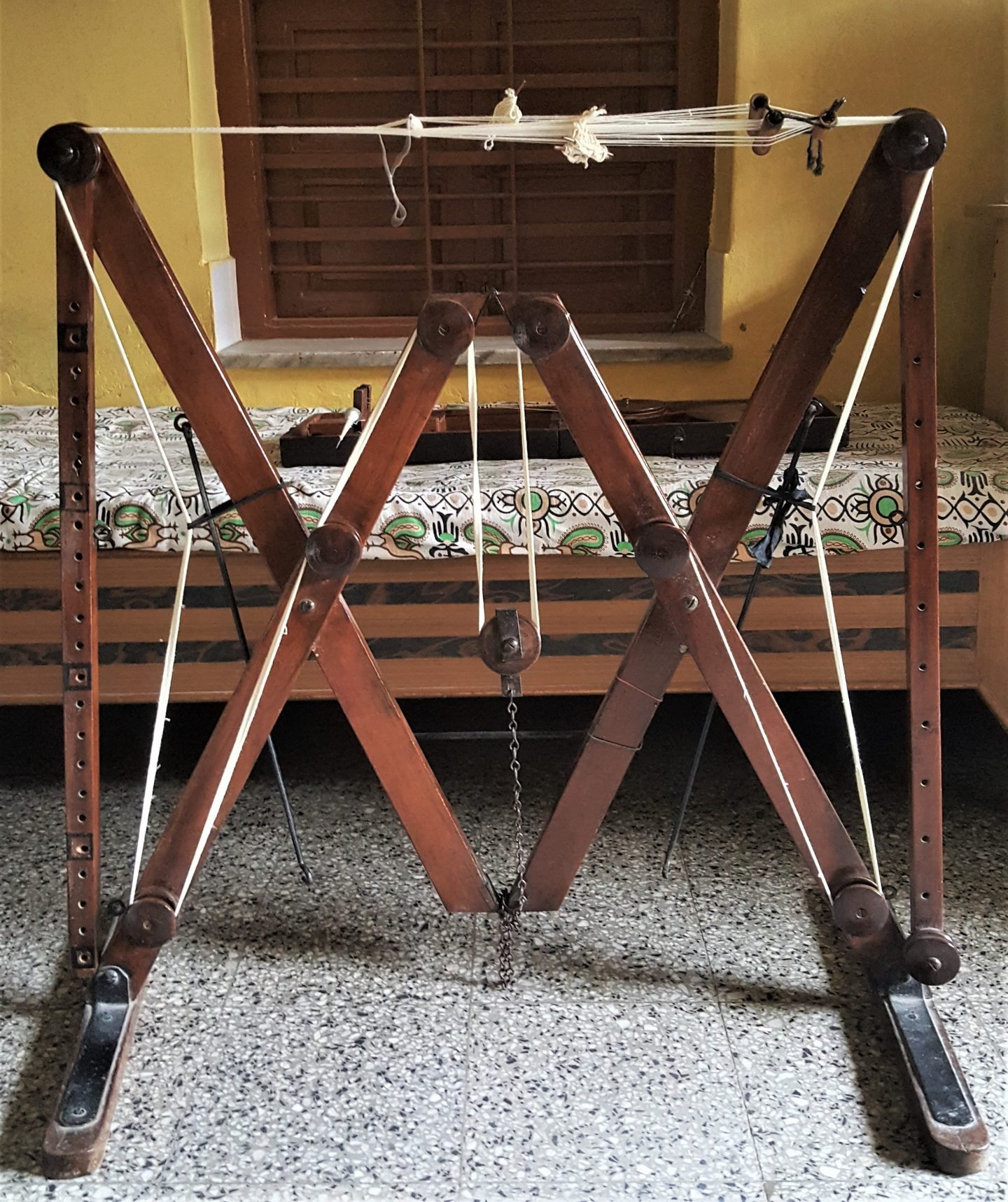 Wooden Parsi jantar frame